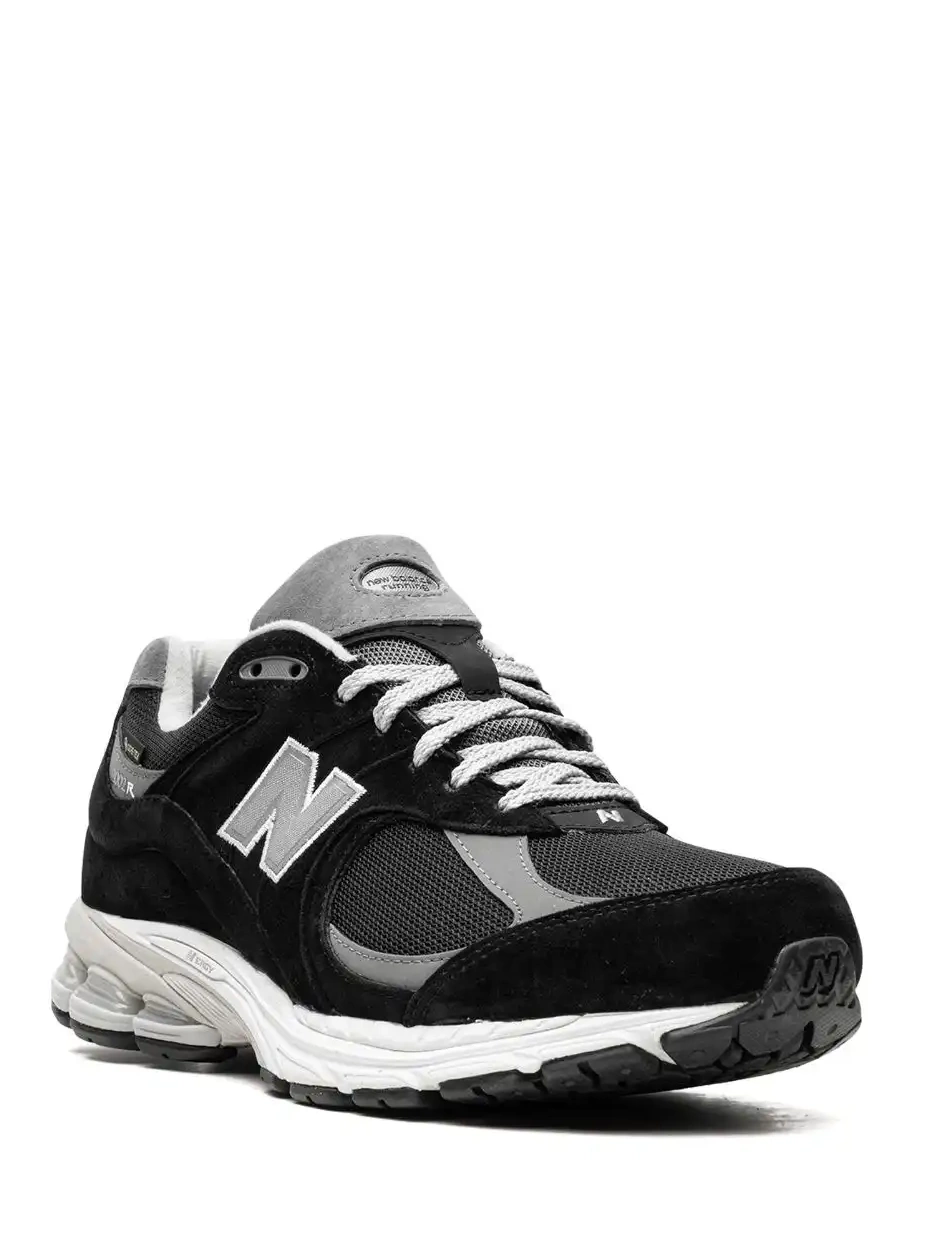 2002RX sneakers Balance  New 
